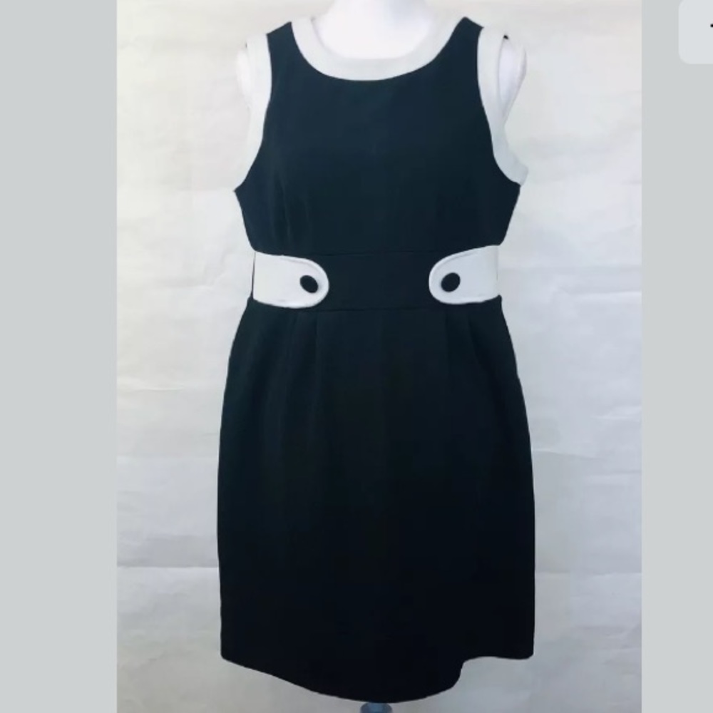 BAY STUDIO Black and White Casual Carrier Dress